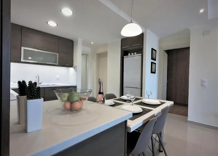 펜션 Sunshine 1 With Sea View