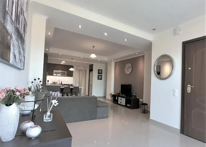 Sunshine 1 With Sea View Alepú